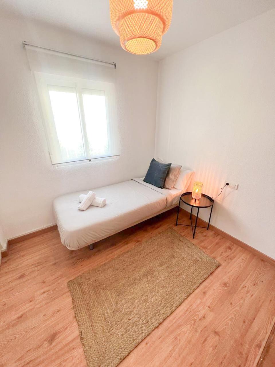 Large & Cozy Centrally Apartment Torremolinos Buitenkant foto