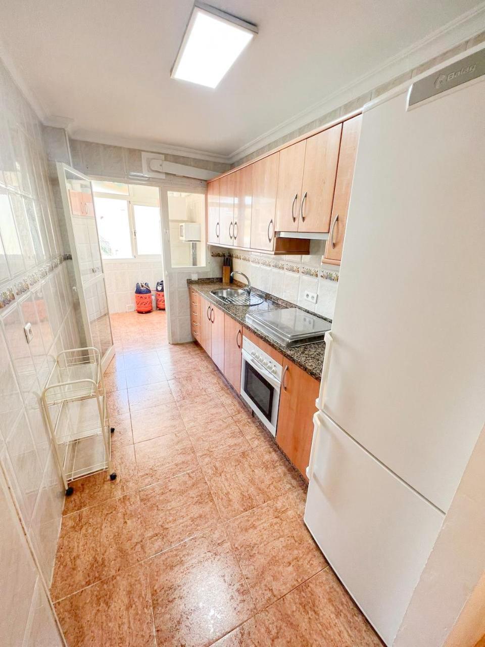 Large & Cozy Centrally Apartment Torremolinos Buitenkant foto