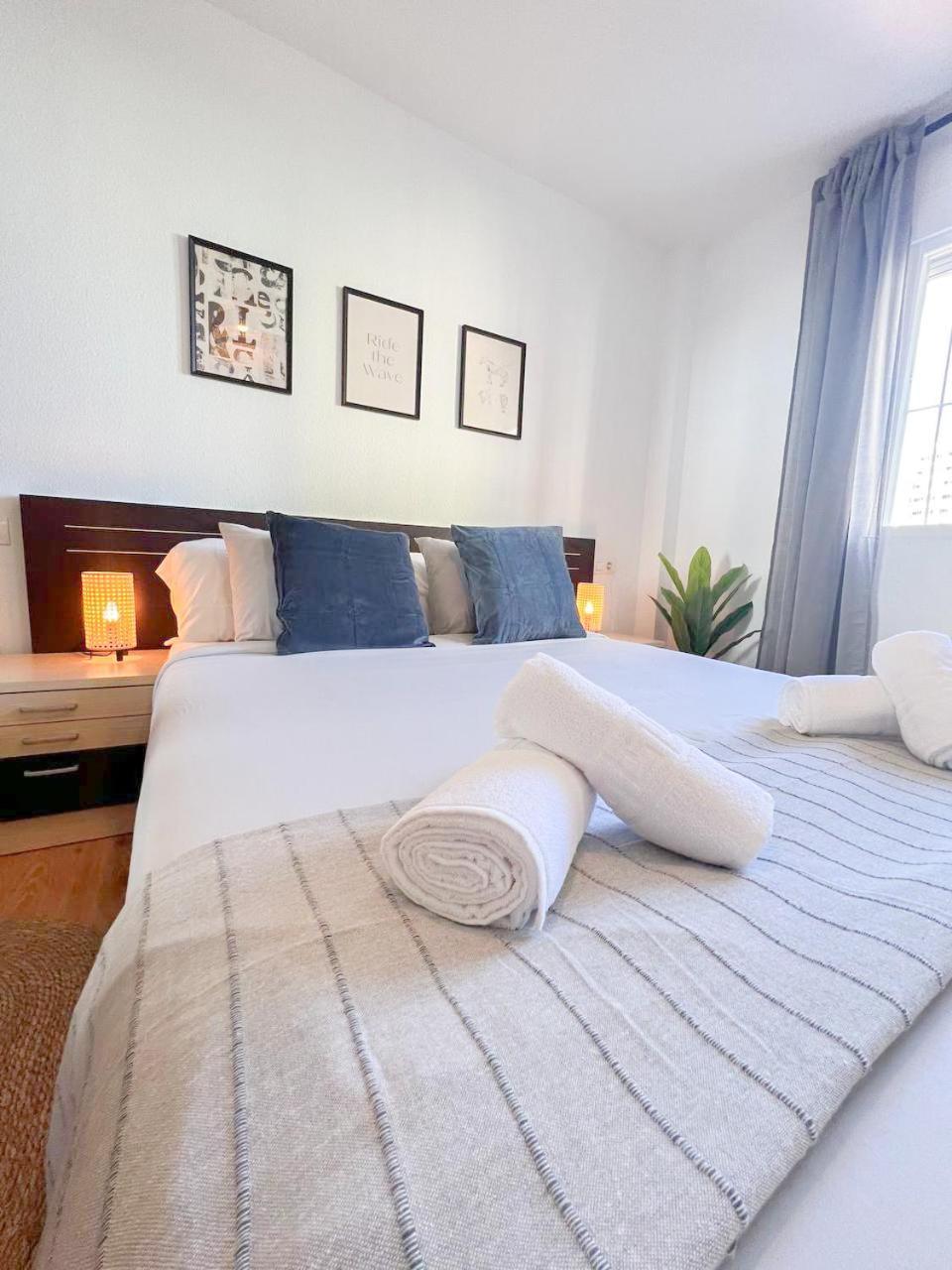 Large & Cozy Centrally Apartment Torremolinos Buitenkant foto