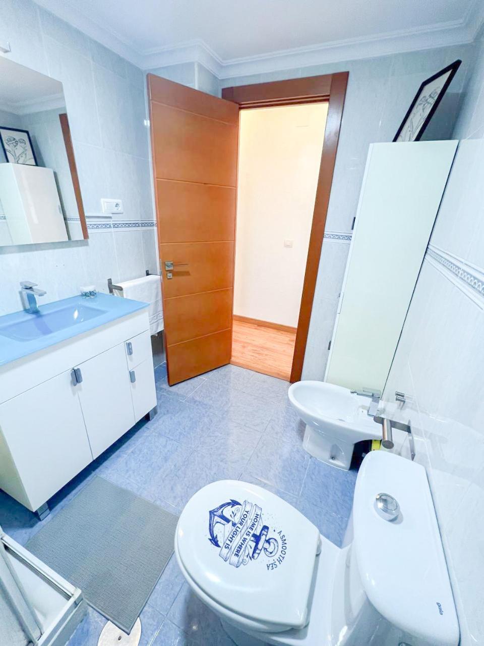 Large & Cozy Centrally Apartment Torremolinos Buitenkant foto