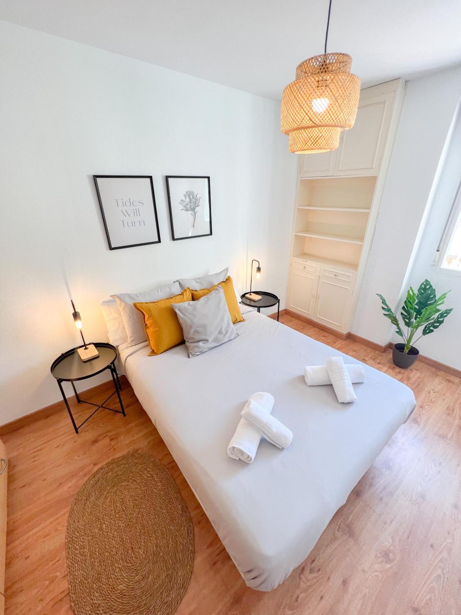 Large & Cozy Centrally Apartment Torremolinos Buitenkant foto